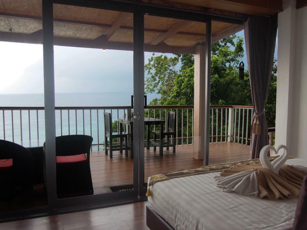 Chareena Hill Beach Resort Koh Lipe Exterior photo